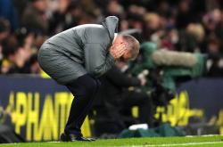 LOL决赛-包含富勒姆客场逆转热刺，终结两连败的词条