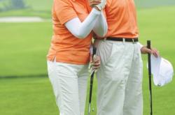 -豪门对决！高尔夫上演世纪大战