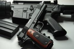 -当摩纳哥的引擎轰鸣，一次胜利，两种奥纳纳的主宰