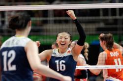 英雄联盟总决赛时间-狂沙疆域，杰伦格林如导演西部片般主宰比赛，新疆兵团完胜掘金军团