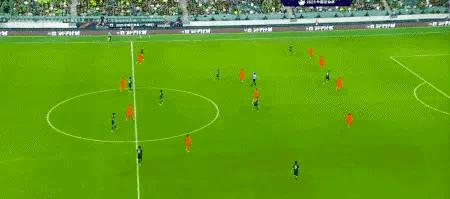 伊朗球队备战与沙特球队的激烈碰撞