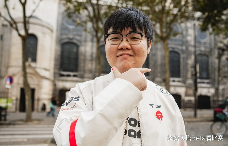 包含LPL选手发挥出色，荣膺最佳MVP的词条