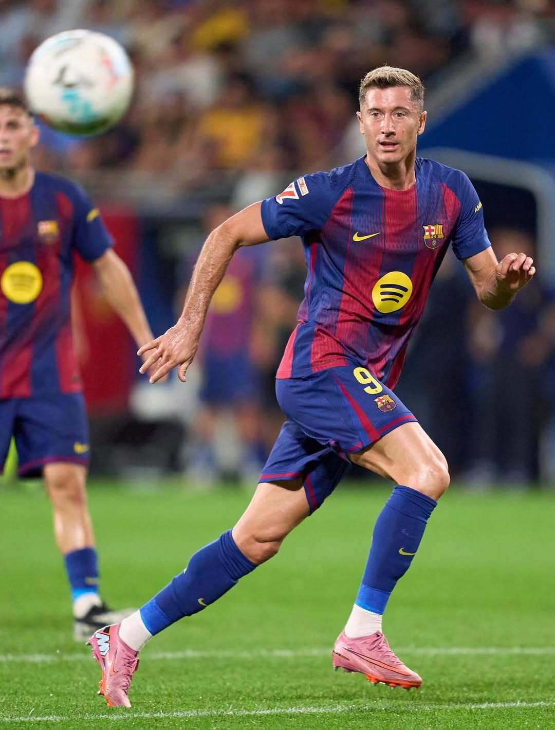 关于葡萄牙横扫马赛,莱万高光表现的信息 关于葡萄牙横扫马赛,莱万高光表现的信息