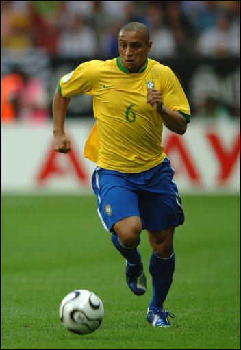 博洛尼亚中卫宣布将退役结束自己的职业生涯 博洛尼亚中卫宣布将退役结束自己的职业生涯