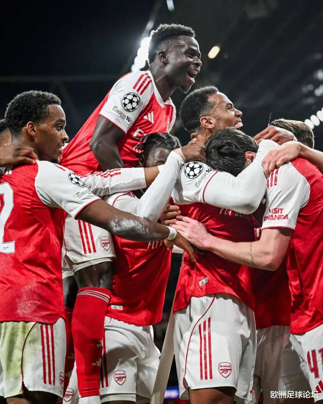 罗马险胜阿森纳，阿尔瓦雷斯带队取胜